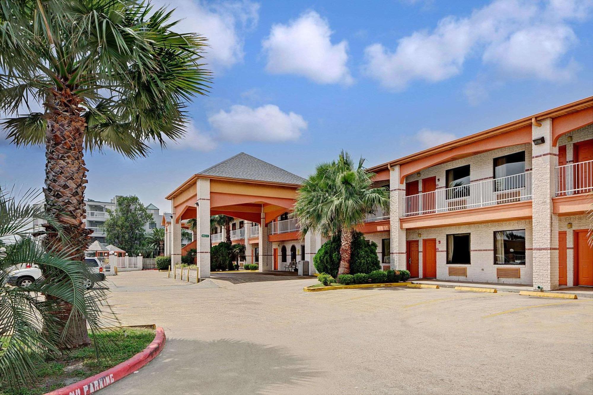 ซูเปอร์ 8 บาย วินด์แฮม กัลเวสตัน Hotel กาลเวสตัน ภายนอก รูปภาพ